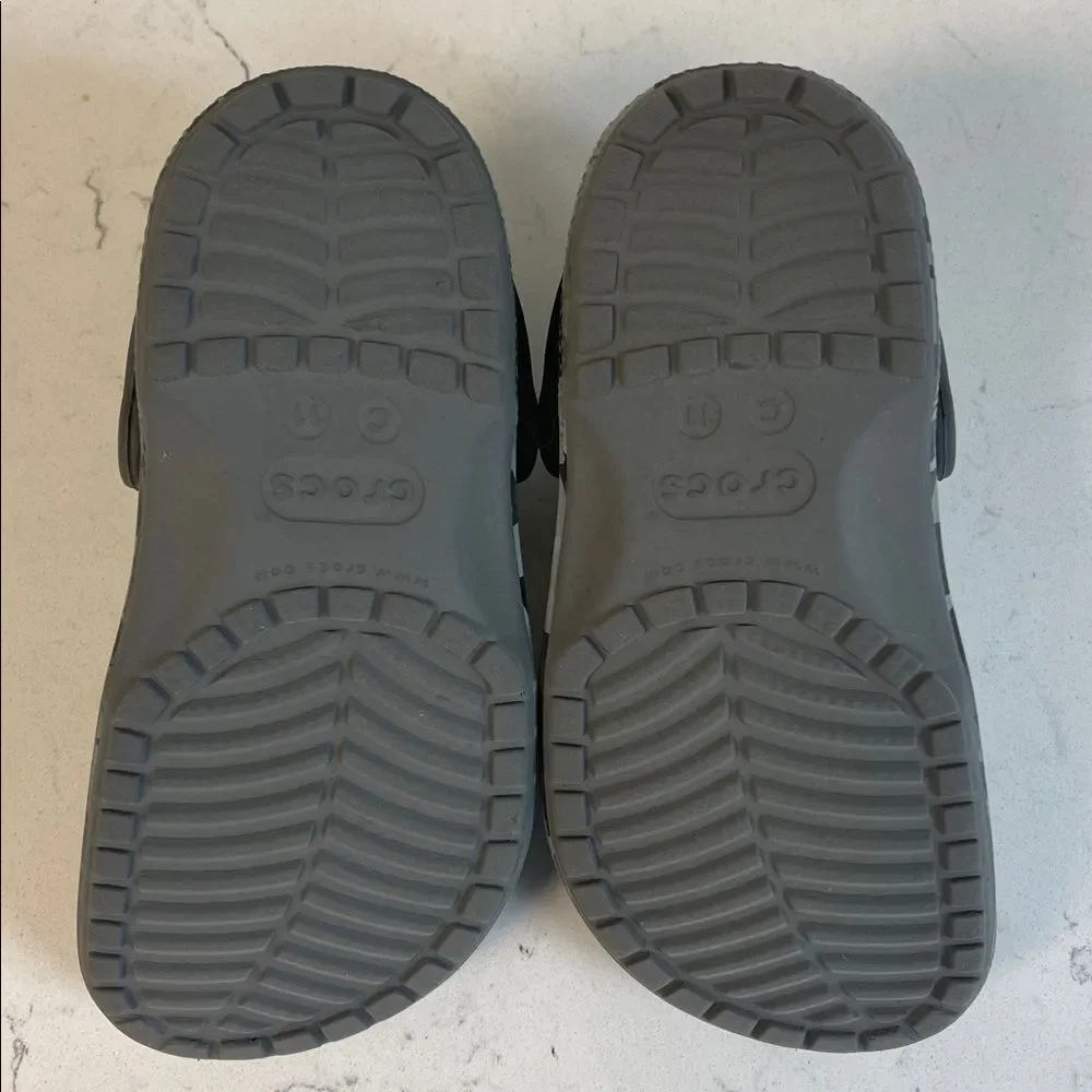 CROCS brand style